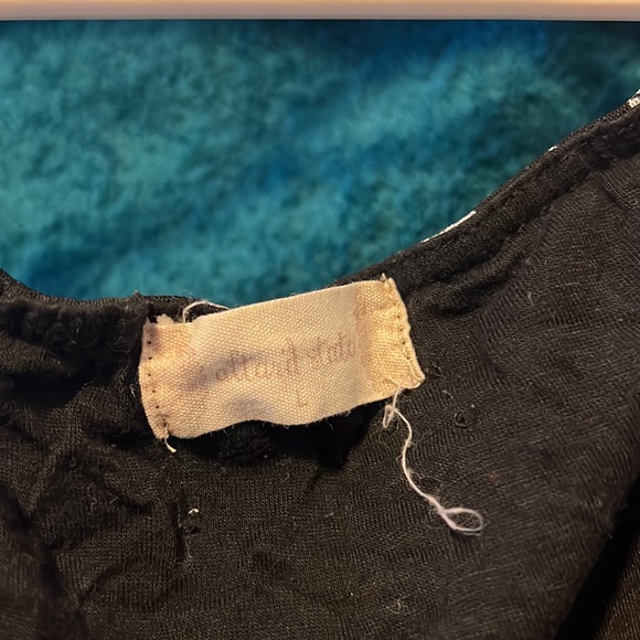 Top - Picture 2 of 3